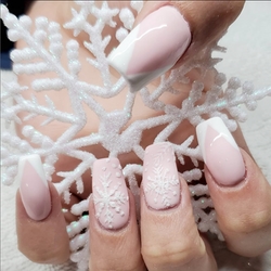 Winter theme painted nails by Stormy Akes